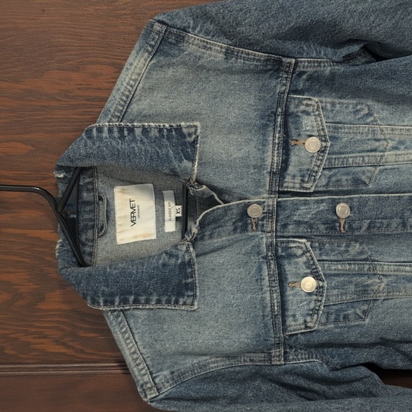 Vervet Los Angeles Classic Fit Distressed Denim Jacket Size XS - Picture 3 of 6